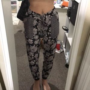 Floral American eagle joggers